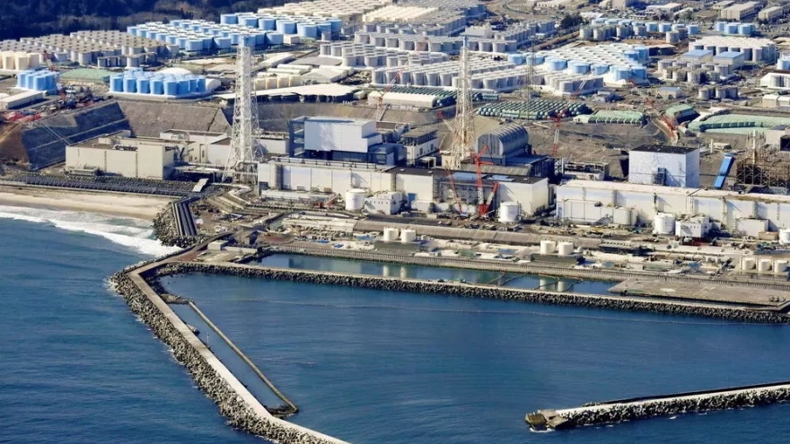 Nhật Bản quyết định xả nước nhiễm xạ ra biển trong 2 năm tới